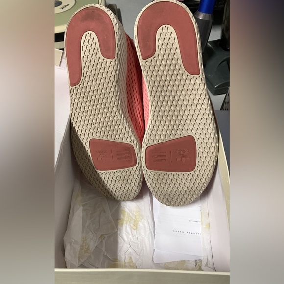 Adidas Pharrell Williams Tennis Hu - Picture 3 of 3